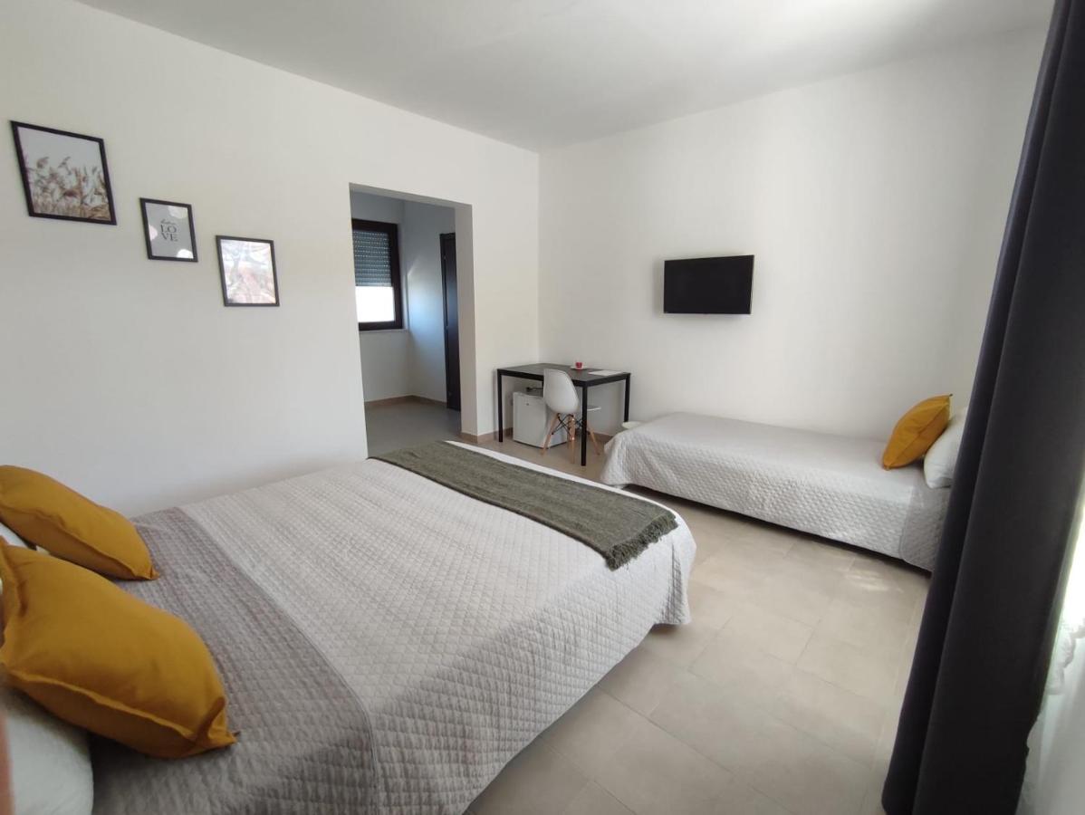 אבולה Cristian Rooms מראה חיצוני תמונה